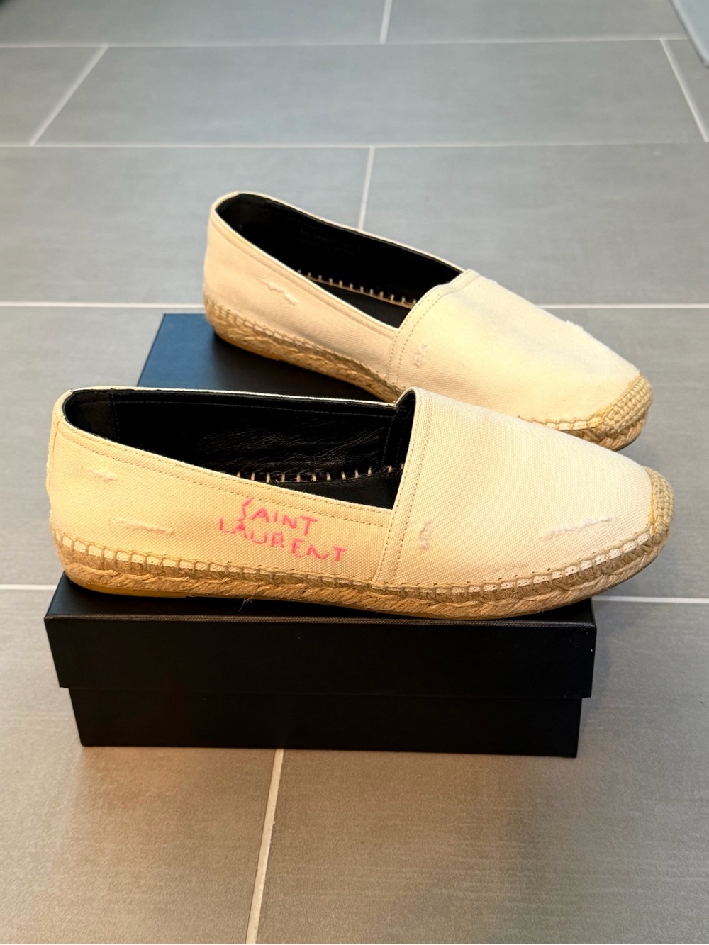 Saint Laurent Cream Canvas Espadrilles with Pink Logo Accent